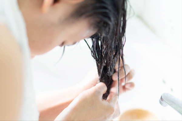 护发素是洗头前用还是洗头后用