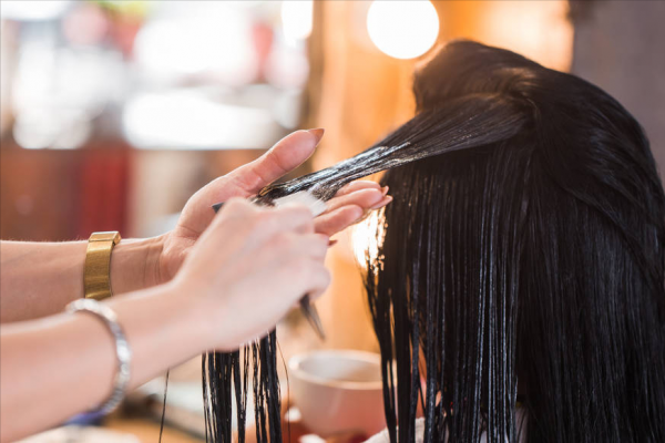 护发素是洗头前用还是洗头后用