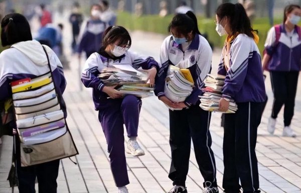 读普通高中能考上重点大学吗