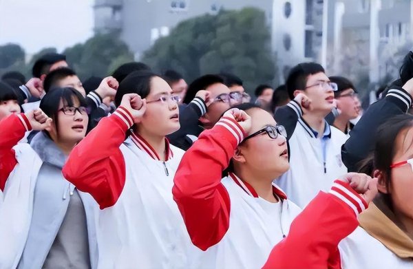 读普通高中能考上重点大学吗