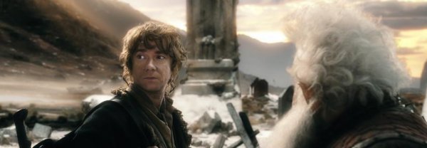 霍比特人和指环王的观影顺序