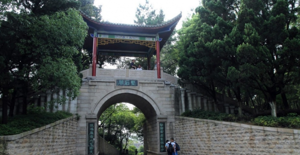 新余有什么旅游景点吗