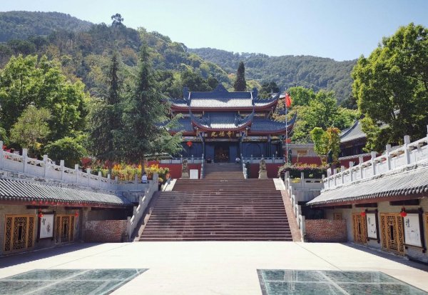 西昌在哪里属于哪个省哪个市