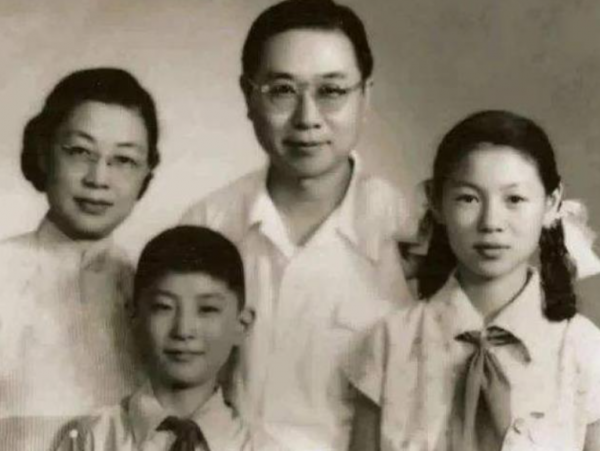 中医名家施今墨简介