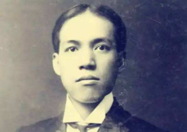 中医名家施今墨简介