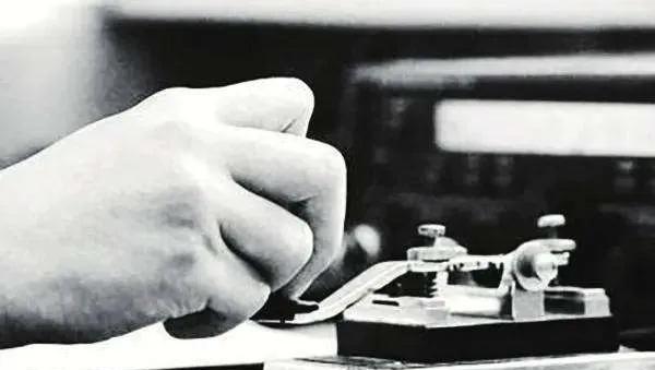 英雄钱壮飞简介