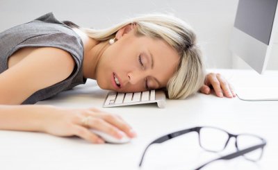 整天懒惰没精神什么都不想干 为什么每天总是感觉浑身乏力