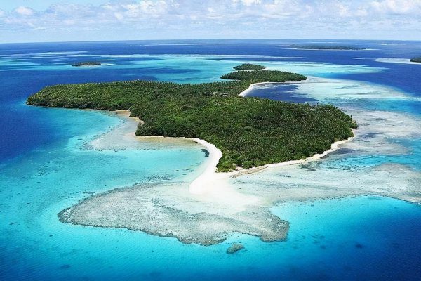 汤加国土面积及人口分别是多少