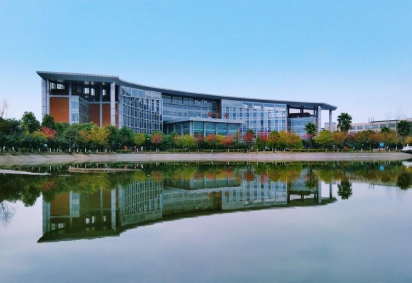 西南政法大学算名校吗