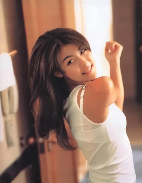 韩国地位最顶级的明星有哪些