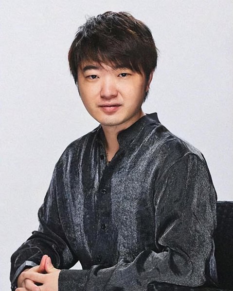 王牌对王牌吴彤是谁