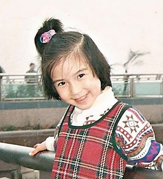 杨颖个人资料简介及经历介绍