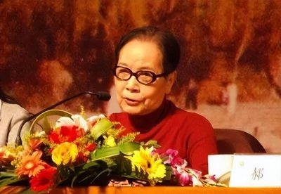 叶曼先生简介及人生经历 叶曼女士都做过哪些贡献