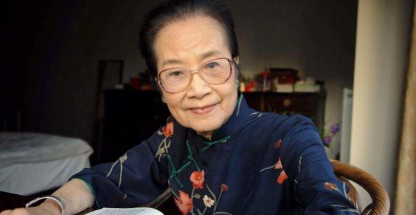 叶曼先生简介及人生经历