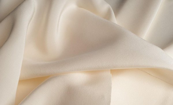 夏天裤子穿什么面料好