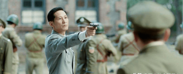 内地男老戏骨一览表