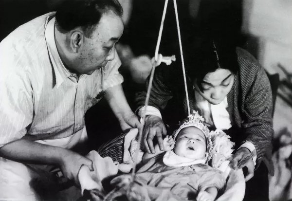 英年早逝的明星有哪些名字