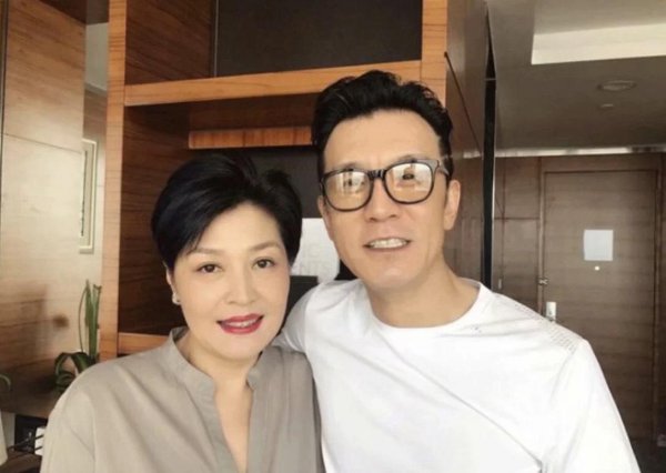 哈文改嫁的丈夫是谁