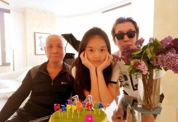 哈文改嫁的丈夫是谁