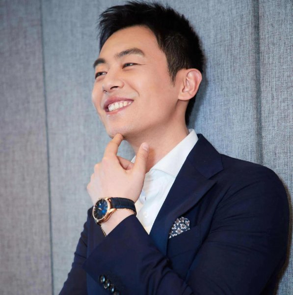 男演员朱亚文个人简介资料