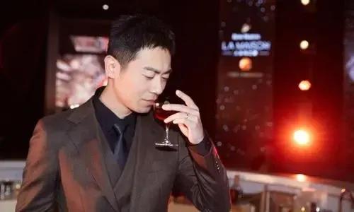 男演员朱亚文个人简介资料