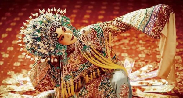 赤怜这首歌曲背后的故事