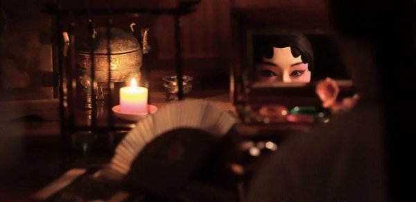 赤怜这首歌曲背后的故事