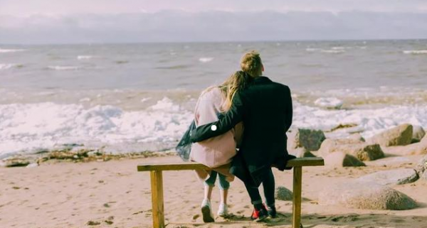 两亲家怎样谈彩礼和婚事