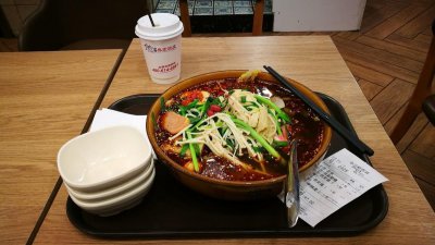 一碗麻辣烫的热量大概是多少 吃了麻辣烫如何防止长胖