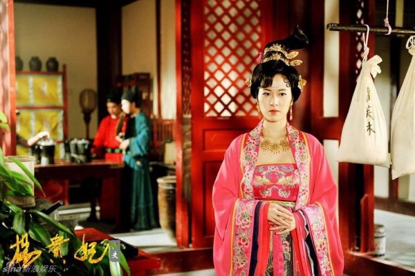 虢国夫人和唐玄宗什么关系