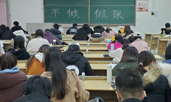 二本女生最吃香的十大专业