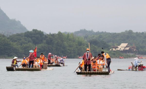 龙虎山在哪属于哪个市