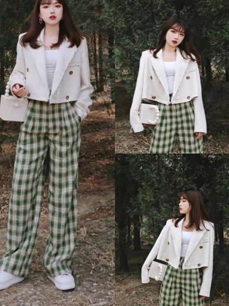 白西装外套下身搭什么好看