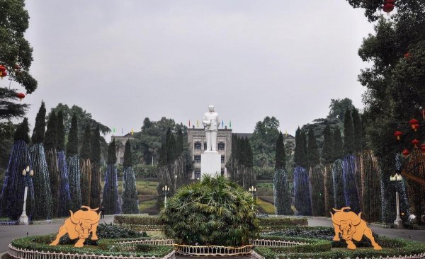 西南大学位置在什么地方