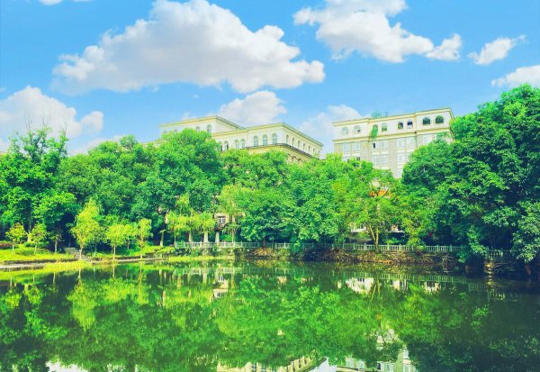 西南大学位置在什么地方