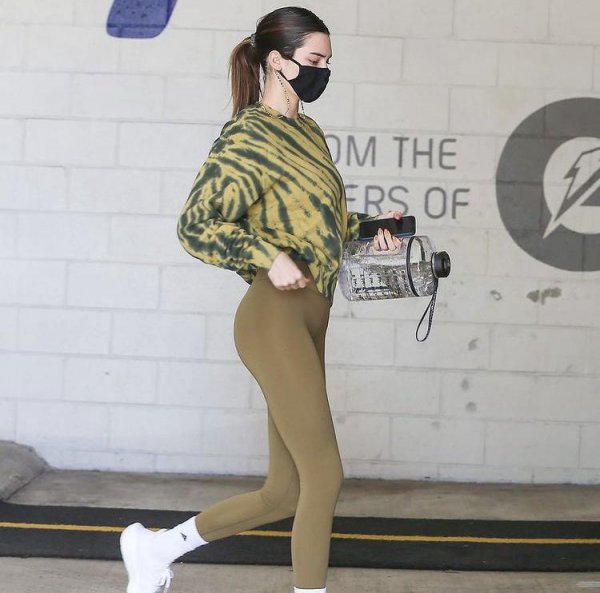 上身胖下身瘦穿衣搭配图片