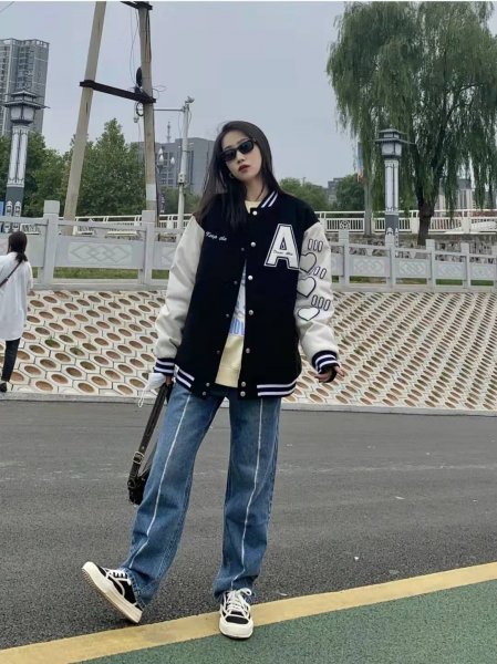 棒球服配什么裤子