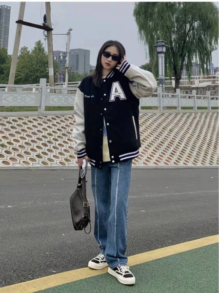 棒球服配什么裤子