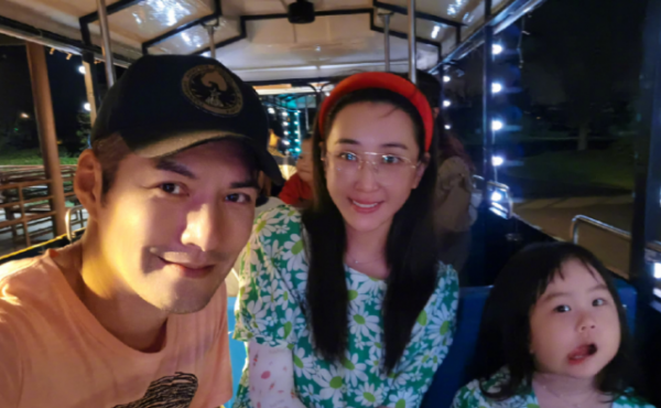 严宽老婆杜若溪介绍