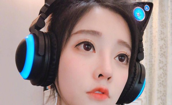 冯提莫个人资料