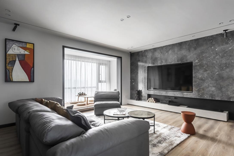 灰色搭配什么颜色比较高级