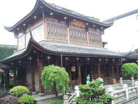 著名的红顶商人胡雪岩简介