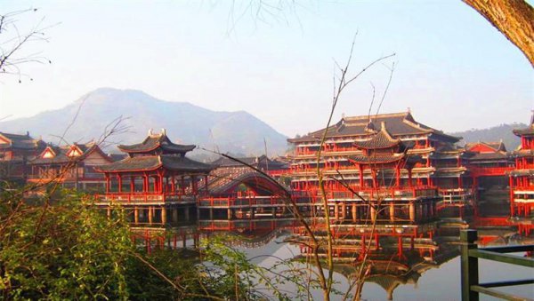 横店影视城旅游景点哪个最好玩