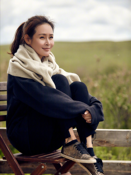 于明加老公胡俊的资料