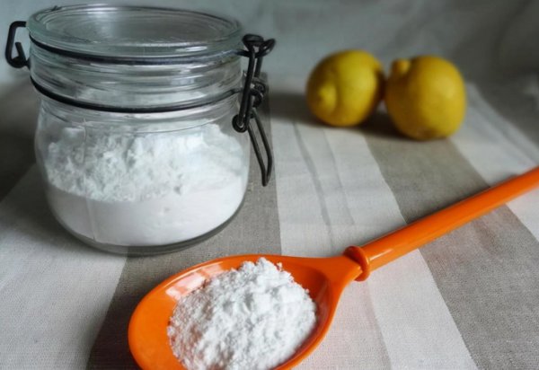 小苏打和食用碱去油污哪个好