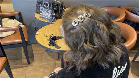 闷青色头发掉色后颜色