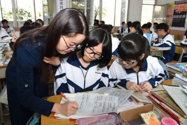 单招学费比统招贵多少