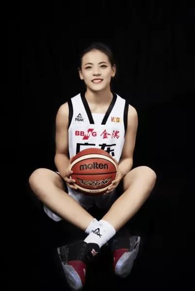 中国女篮第一美女