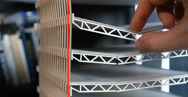 美国世贸大厦为什么会塌