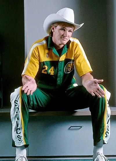 24号篮球明星是谁